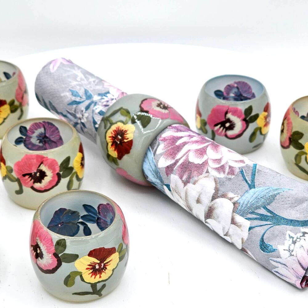 Vintage Reverse Carved Acrylic Napkin Rings Set 8 | Floral Pansies Wildflowers